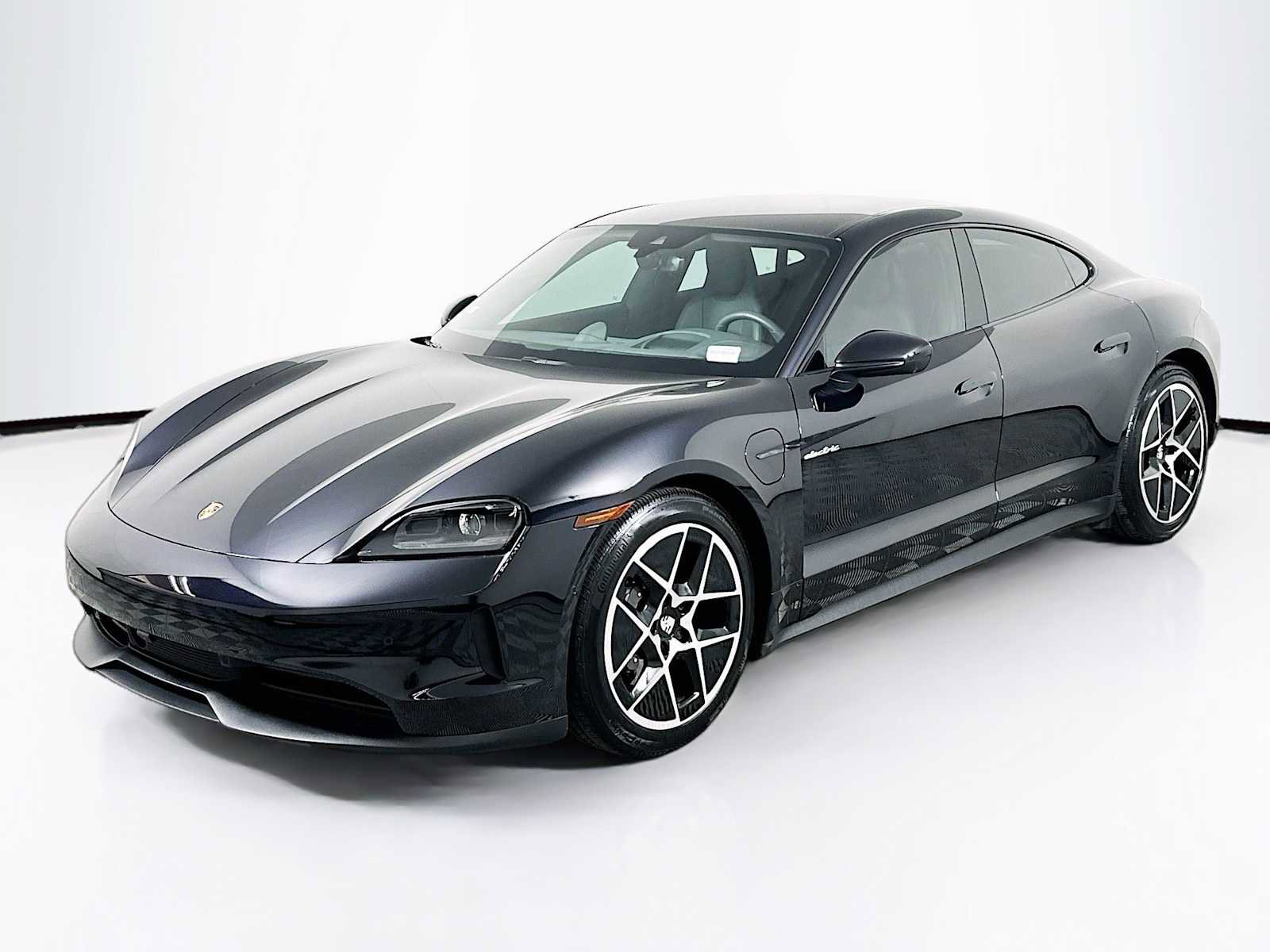 Certified 2025 Porsche Taycan image 1