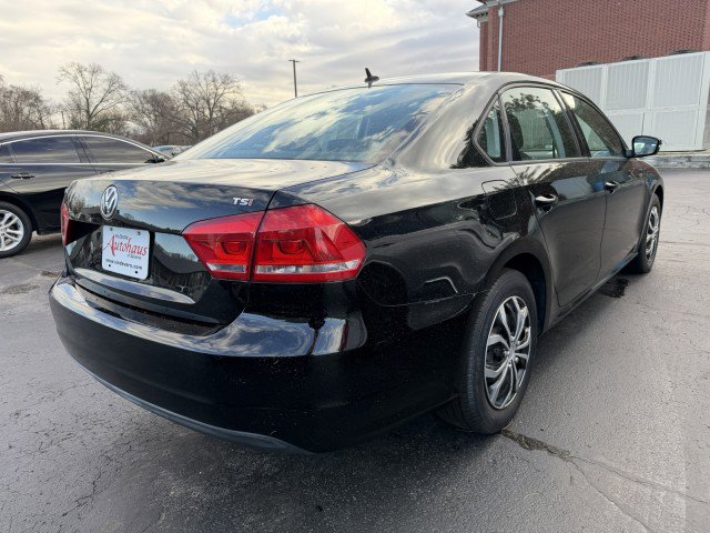 Used 2015 Volkswagen Passat 1.8T S image 31