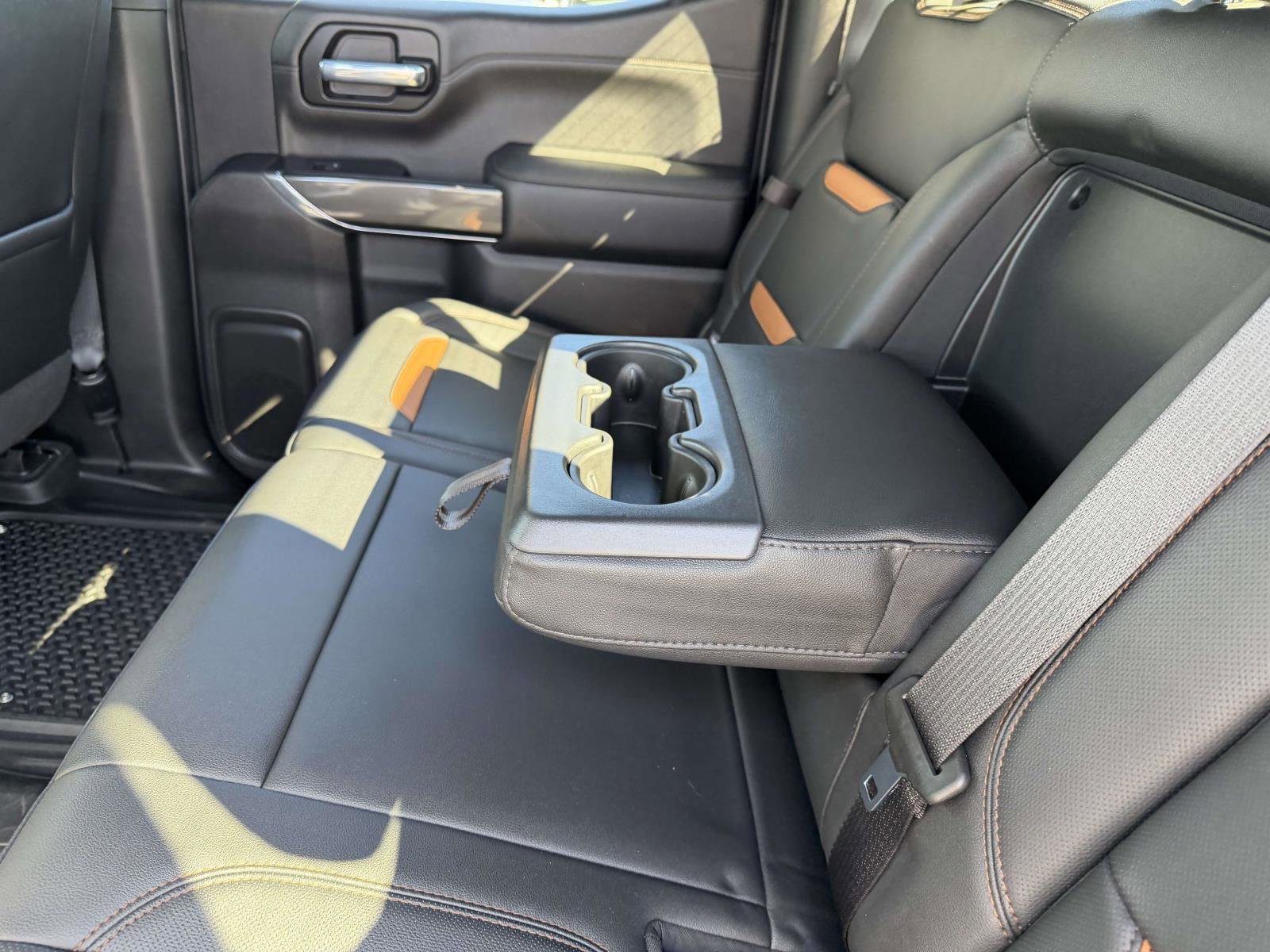 Certified 2021 GMC Sierra 1500 AT4 w/ AT4 Preferred Package AWD/4WD image 17