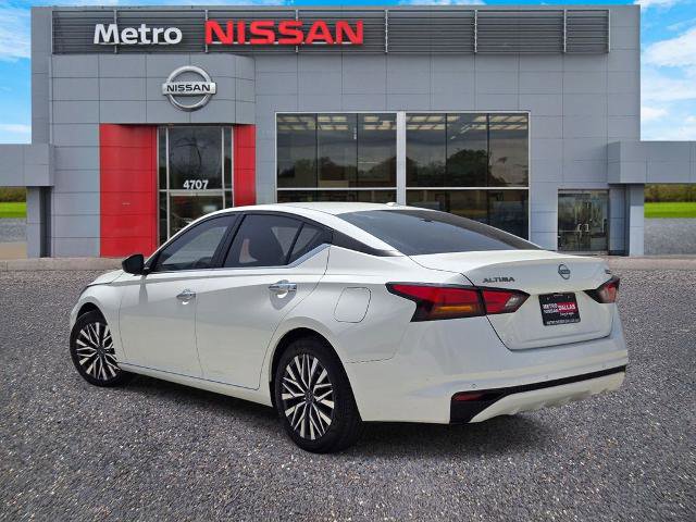 Certified 2025 Nissan Altima 2.5 SV FWD image 4