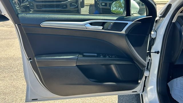 Certified 2019 Ford Fusion SE FWD image 17