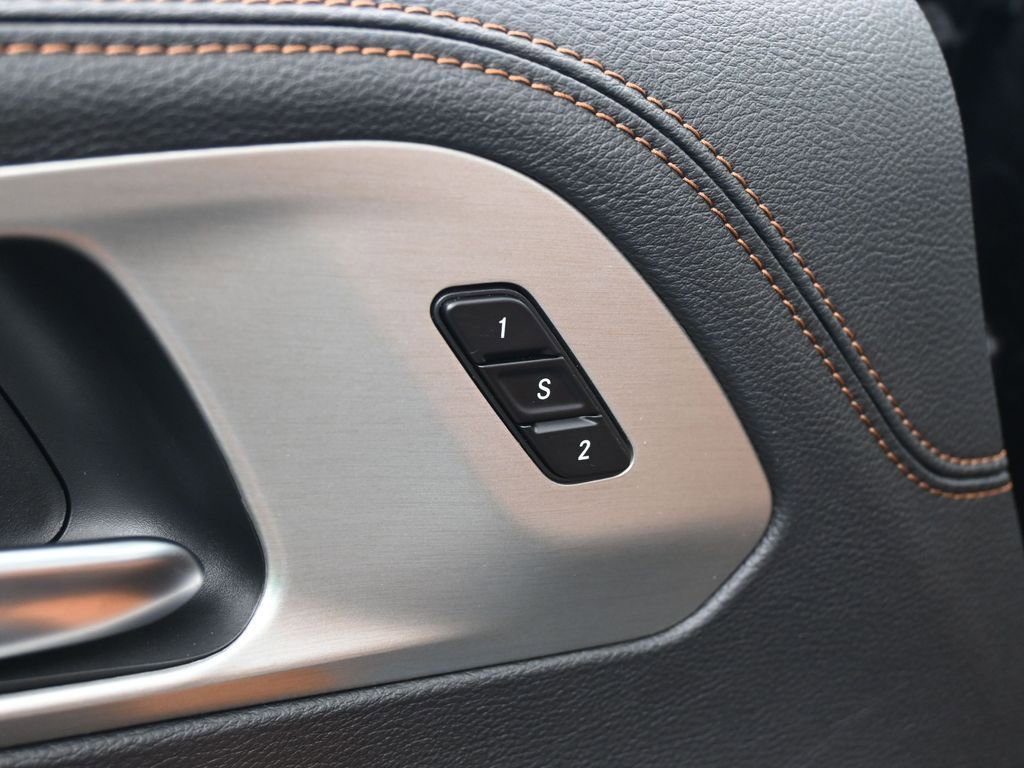 New 2026 Chrysler Pacifica Pinnacle image 17