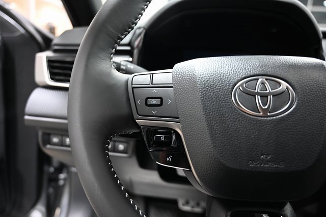 New 2026 Toyota Camry SE image 22