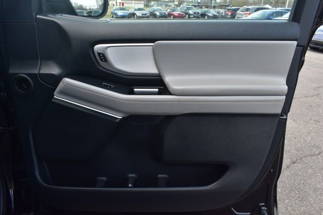 Used 2025 Ford Expedition Max Active image 56