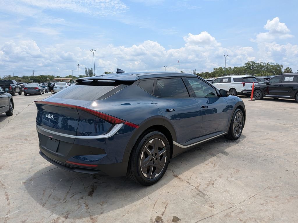 Certified 2025 Kia EV6 Light w/ Light LR Technology Package RWD image 8