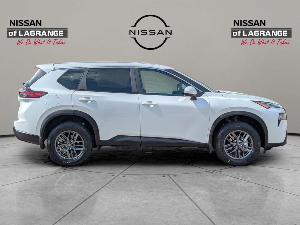 New 2026 Nissan Rogue SV image 8