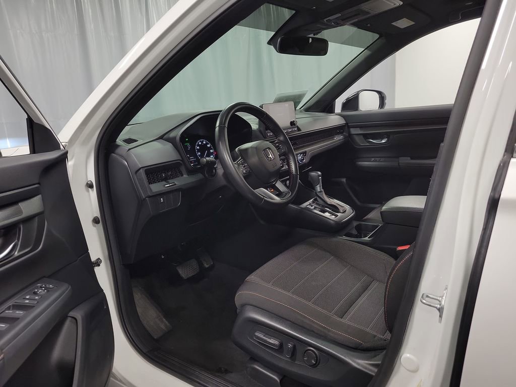 Used 2025 Honda CR-V Sport image 12