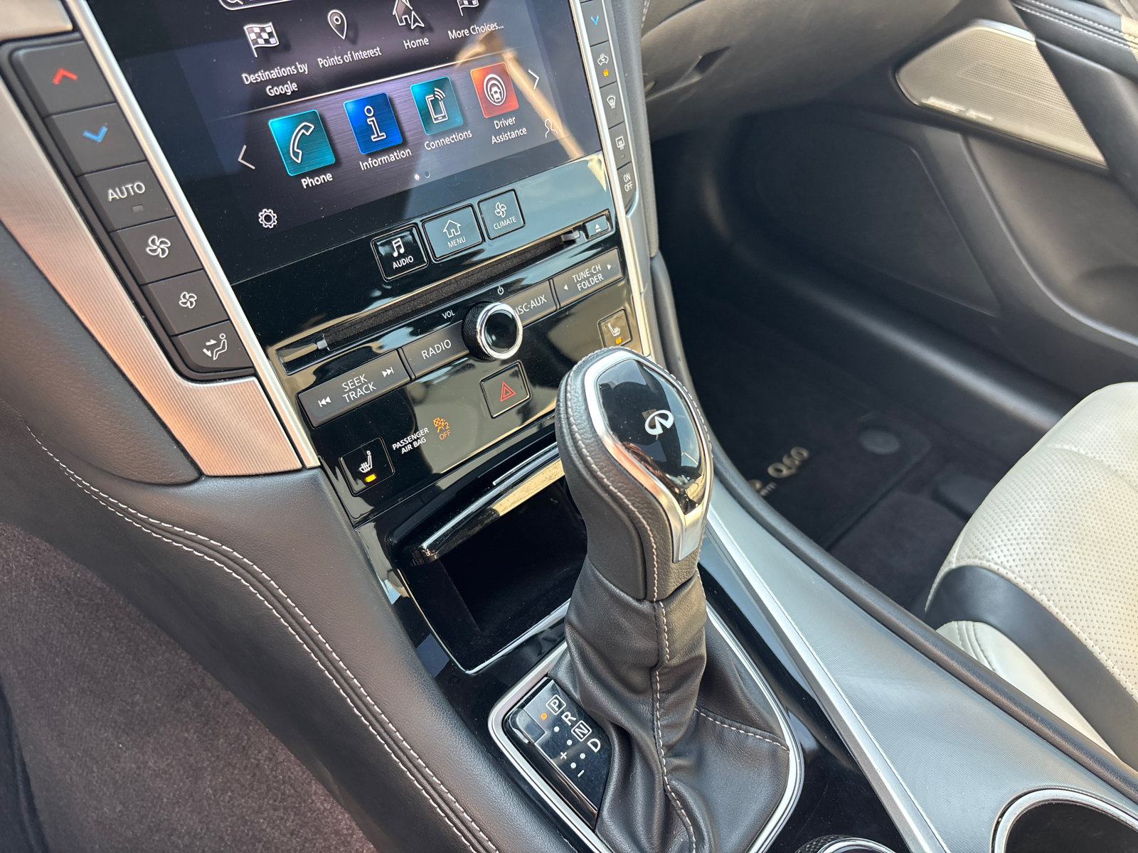 Used 2021 INFINITI Q60 3.0t Luxe w/ Essential Package AWD/4WD image 22