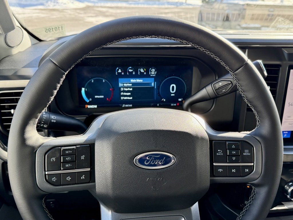 New 2025 Ford F250 Lariat w/ Chrome Package image 23