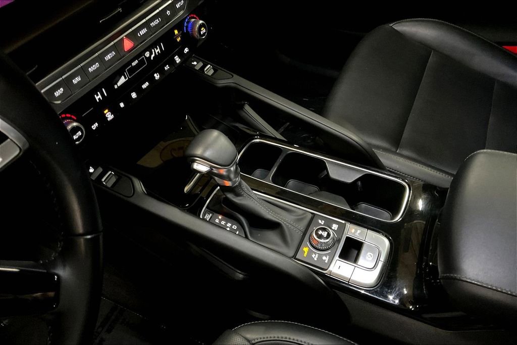 Used 2025 Kia Telluride S AWD/4WD image 16