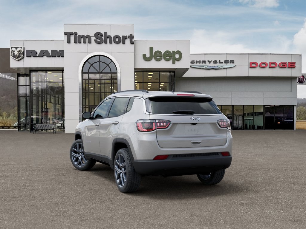 New 2026 Jeep Compass Latitude AWD/4WD image 3