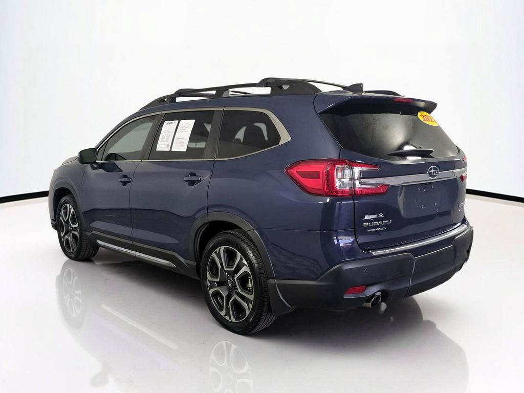 Used 2023 Subaru Ascent Limited w/ Technology Package AWD/4WD image 7