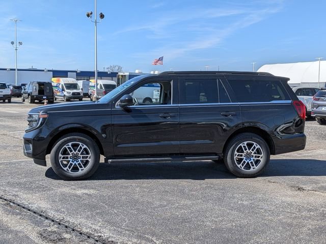 New 2026 Ford Expedition Active image 4
