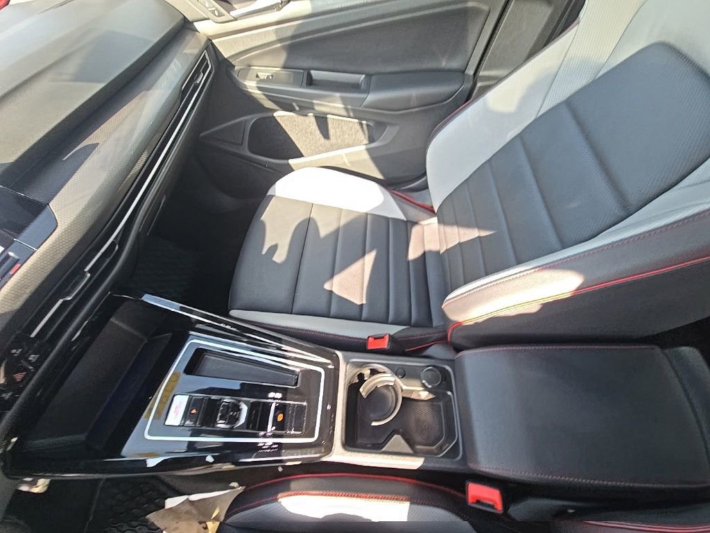 Used 2024 Volkswagen GTI SE image 23