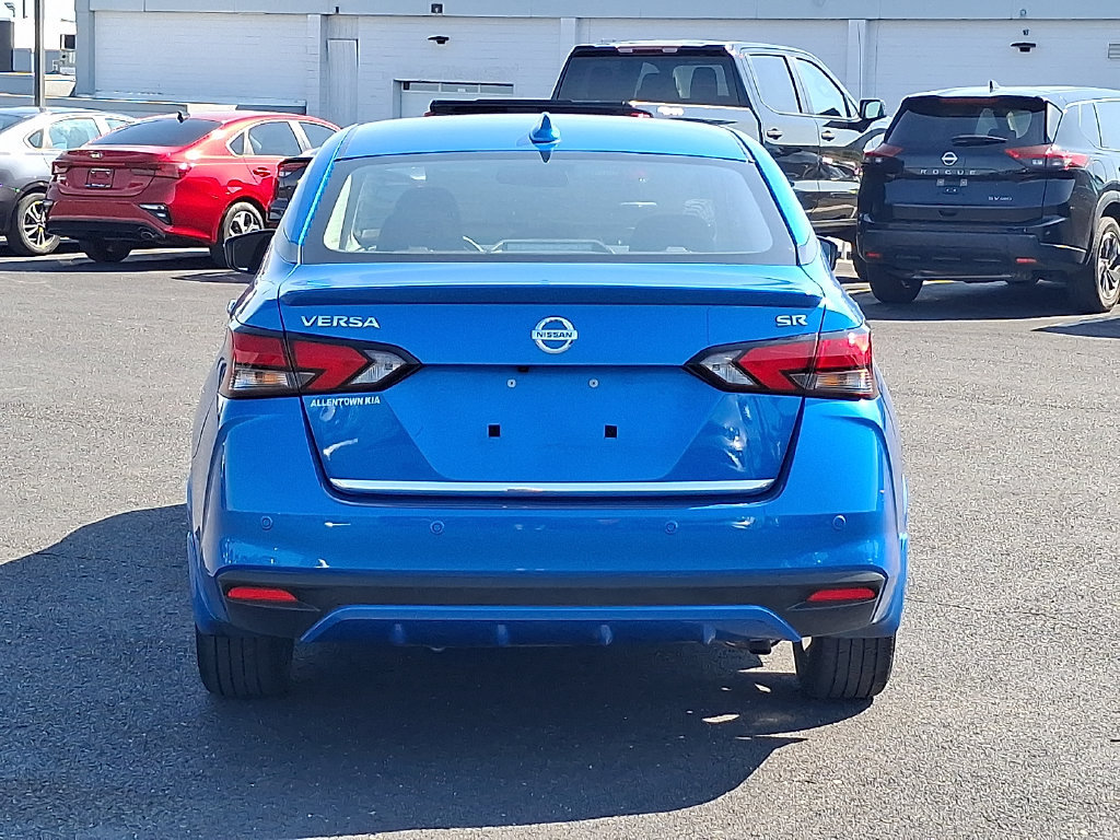 Used 2021 Nissan Versa SR w/ Convenience Package FWD image 5