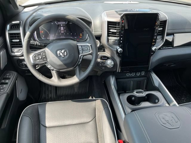 New 2026 RAM 1500 Laramie AWD/4WD image 18