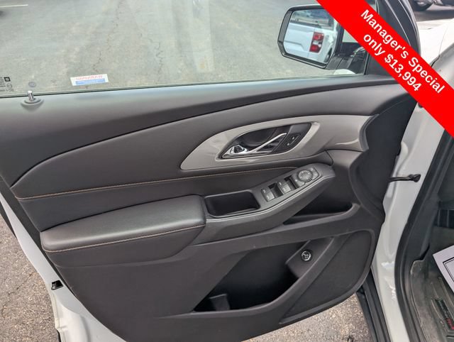 Used 2019 Chevrolet Traverse LT FWD image 14