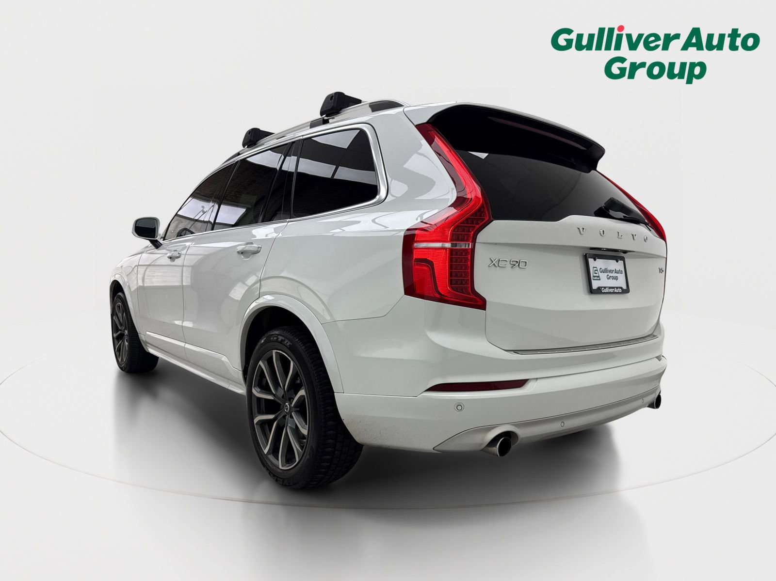 Used 2019 Volvo XC90 T5 Momentum w/ Protection Package Premier FWD image 5