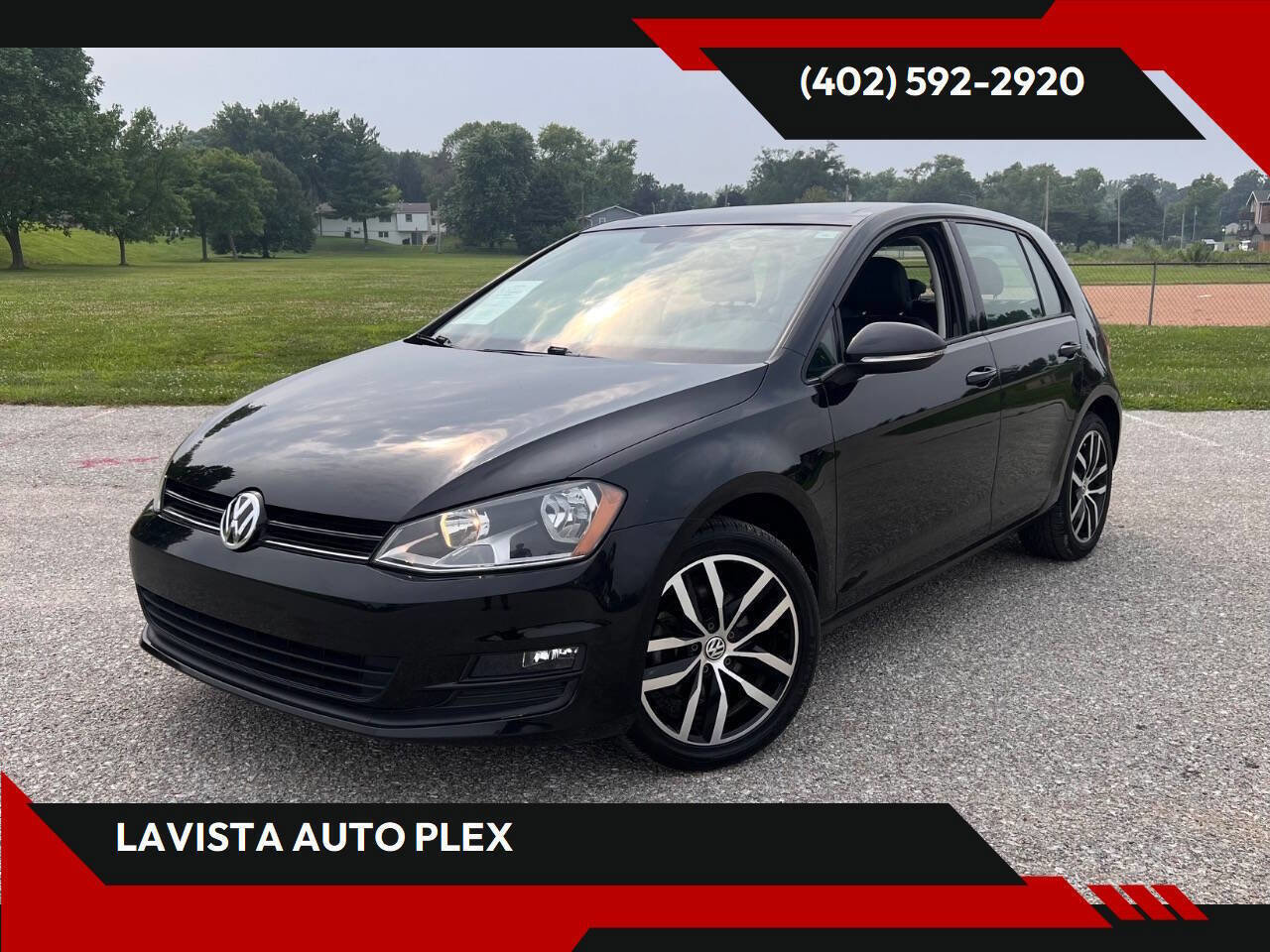 Used 2016 Volkswagen Golf SE image 1