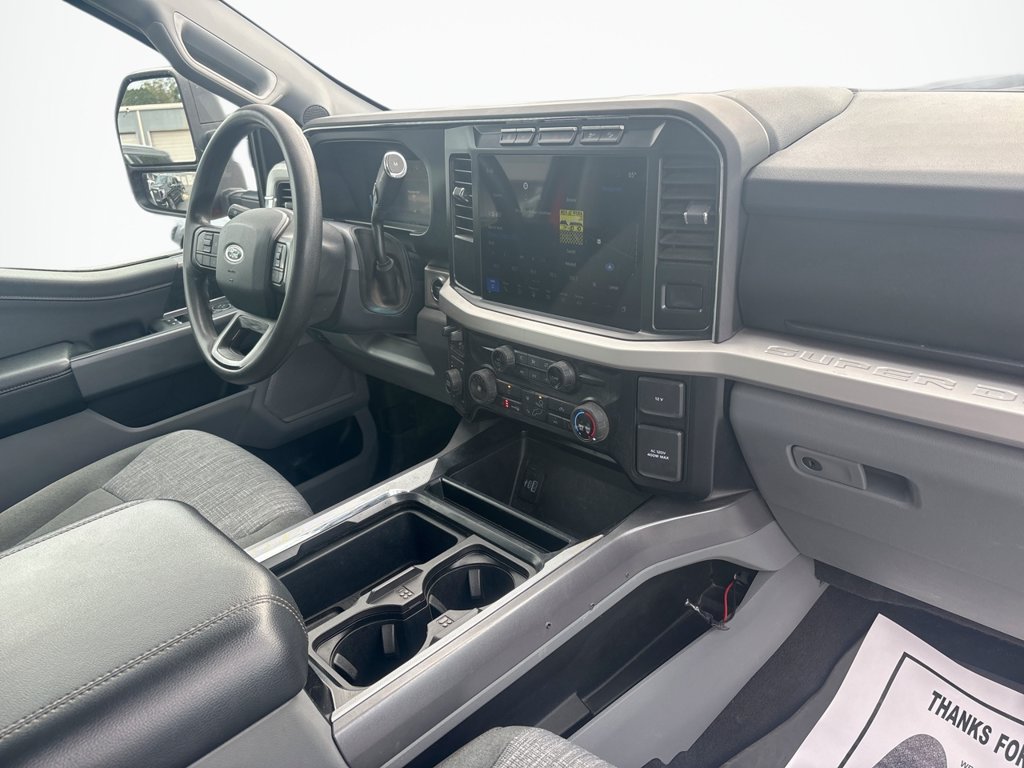 Certified 2023 Ford F250 XLT w/ XLT Premium Package AWD/4WD image 15