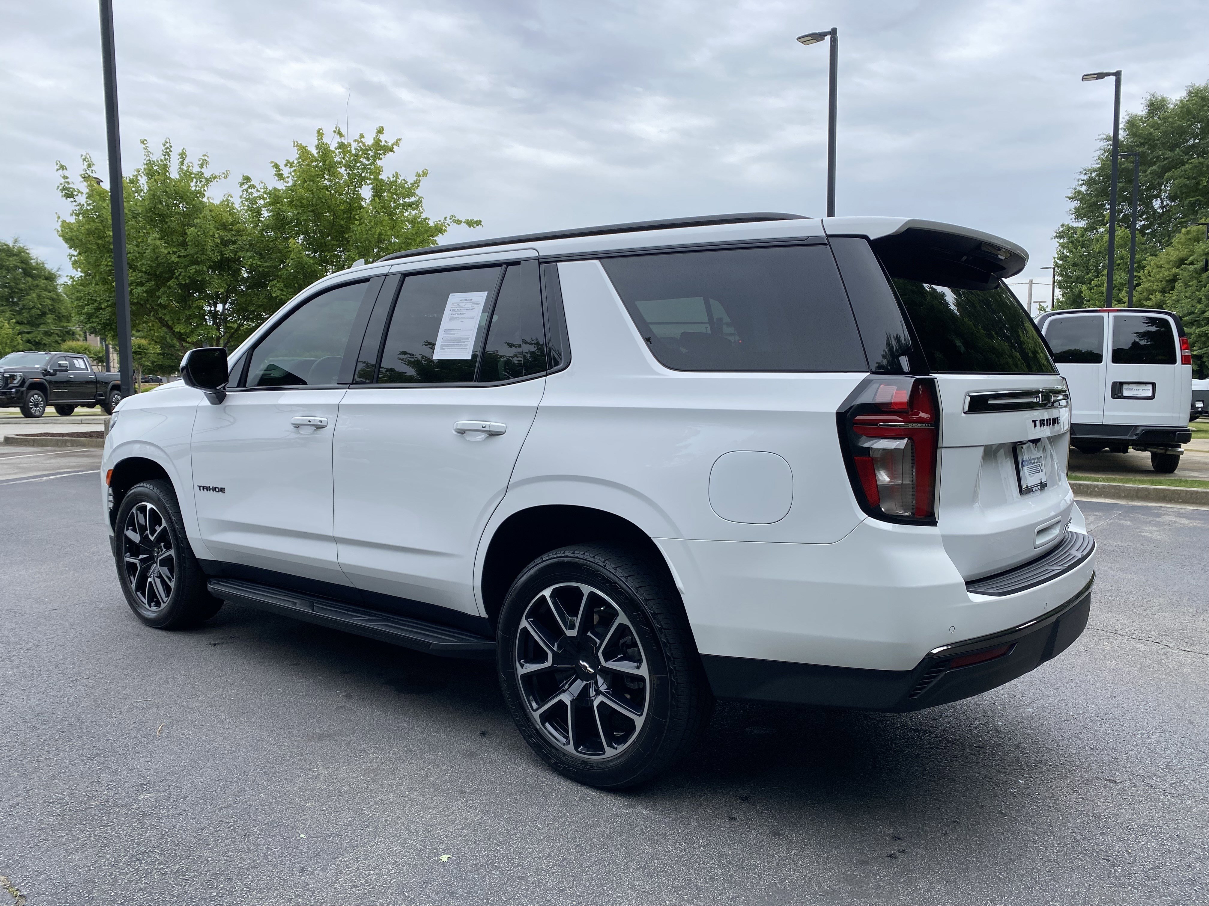 Used 2021 Chevrolet Tahoe RST AWD/4WD image 7