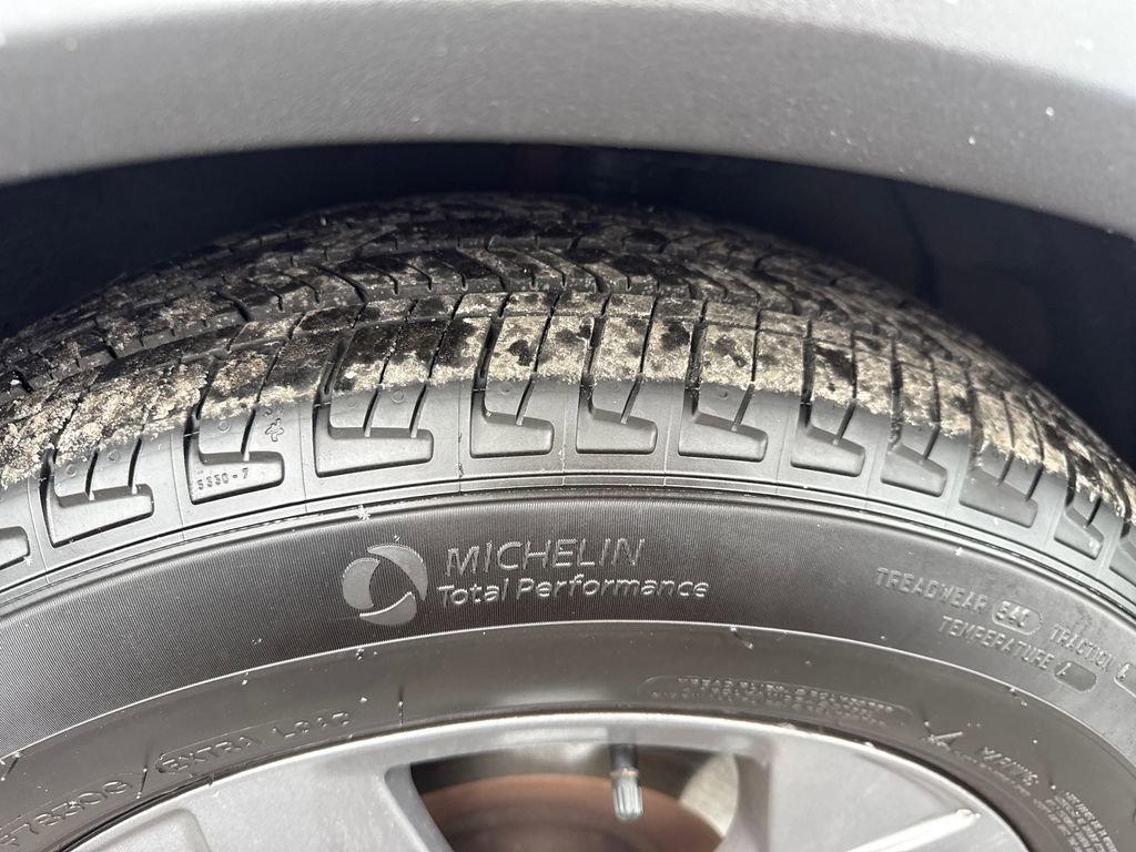 Used 2023 Ford Mustang Mach-E Select image 13