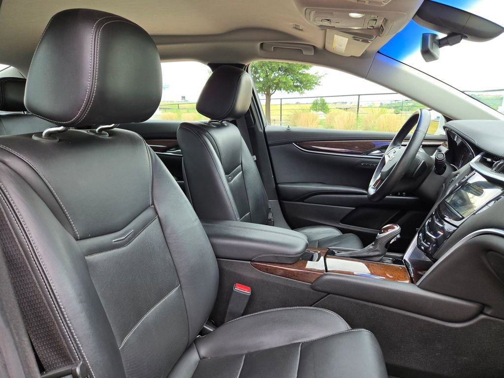 Used 2017 Cadillac XTS Luxury image 28