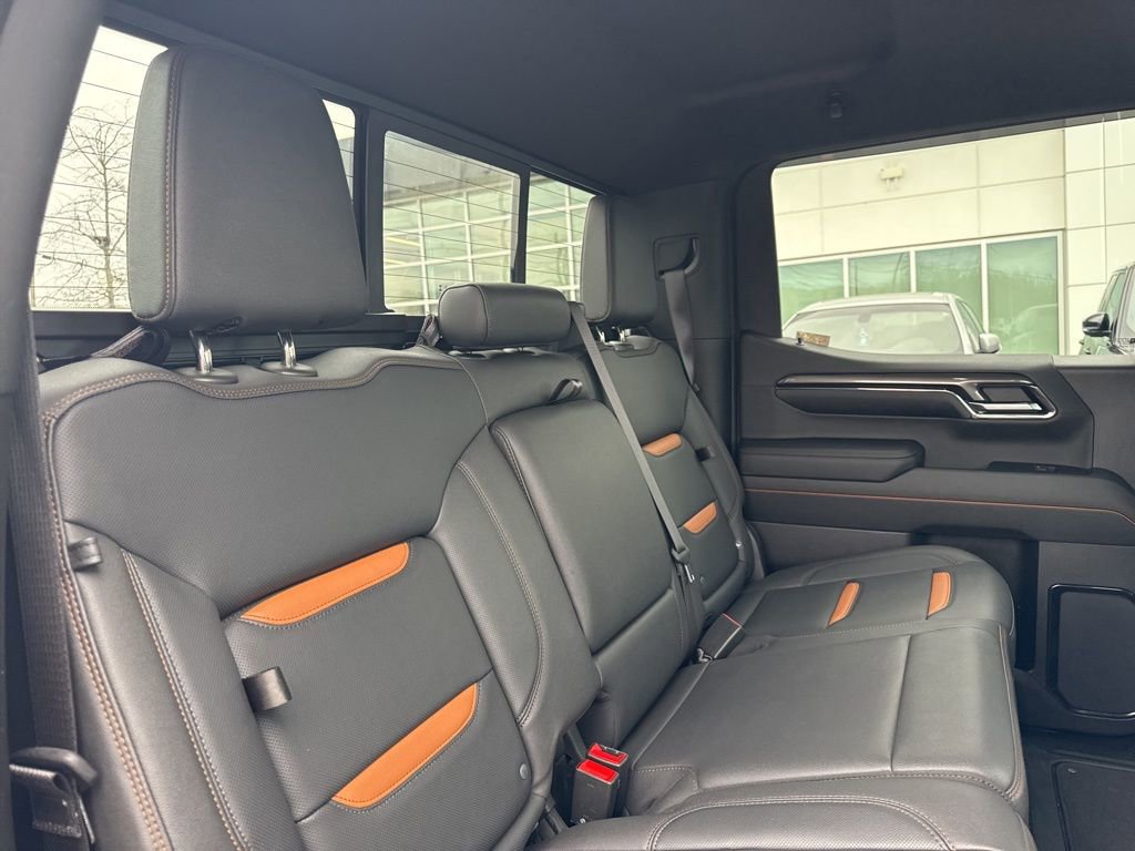 Used 2024 GMC Sierra 1500 AT4 w/ AT4 Preferred Package image 32