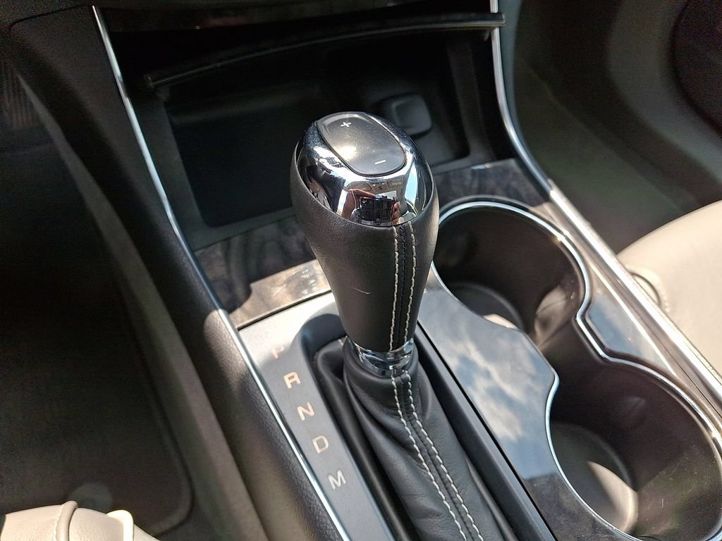 Used 2015 Chevrolet Impala LTZ FWD image 15