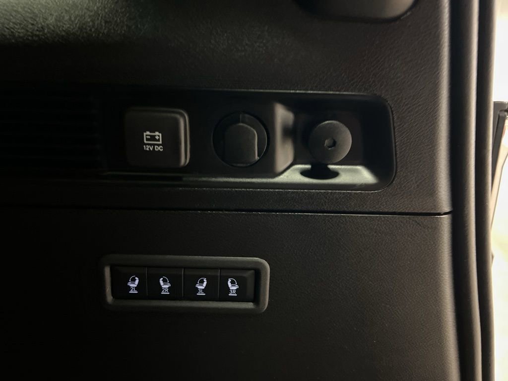 Used 2024 Jeep Wagoneer Series II w/ Premium Group I image 20