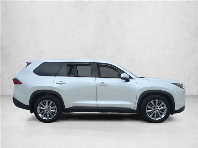 Certified 2025 Toyota Grand Highlander AWD image 4