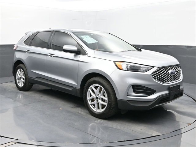 Used 2024 Ford Edge SEL image 7