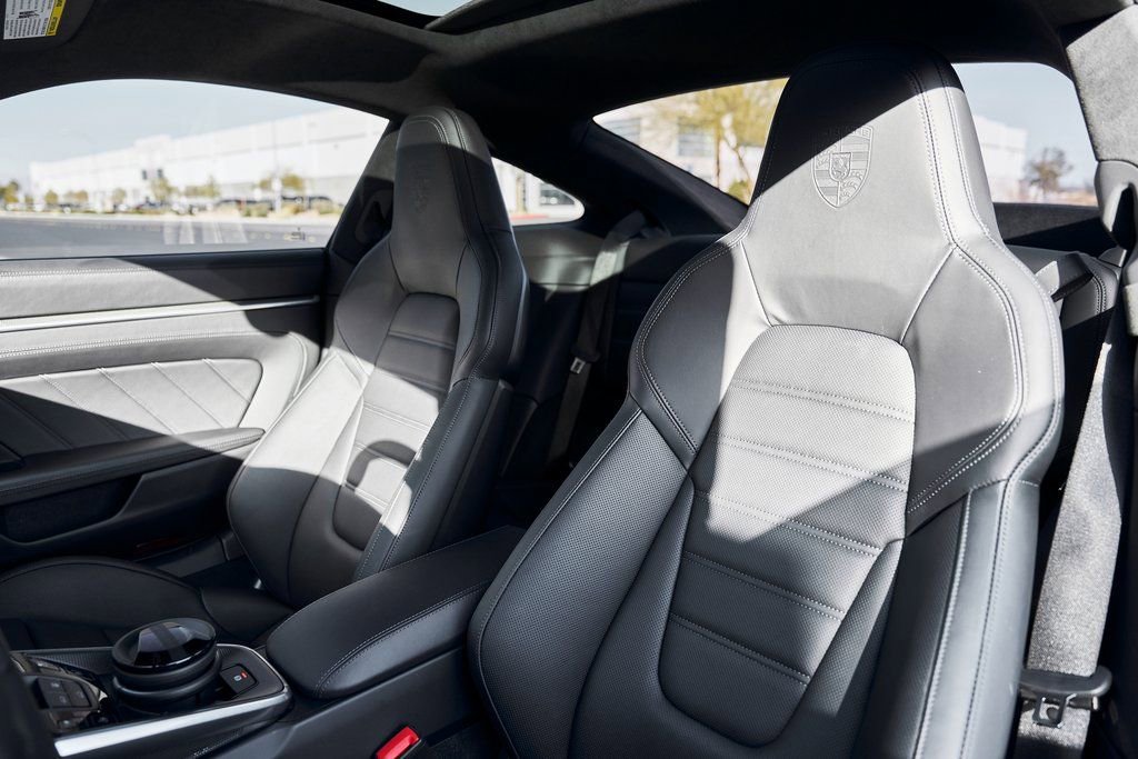 Used 2024 Porsche 911 Turbo image 41