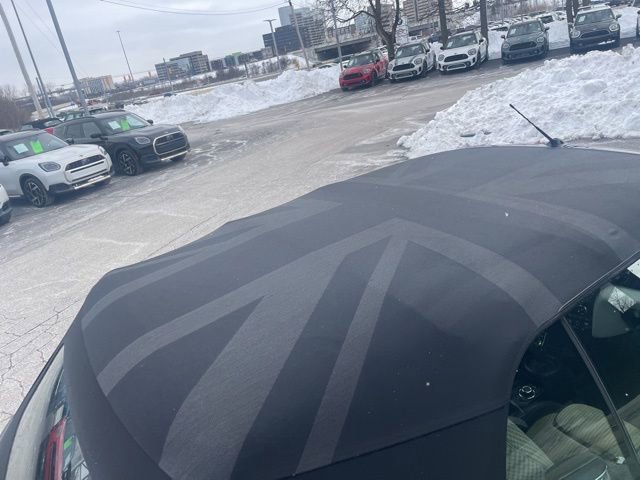 Used 2023 MINI Cooper S image 9