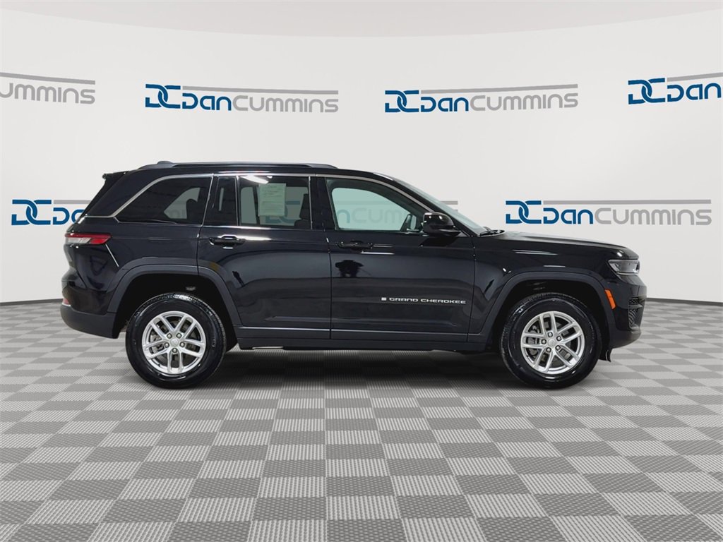 Used 2025 Jeep Grand Cherokee Laredo X w/ Luxury Tech Group I image 9