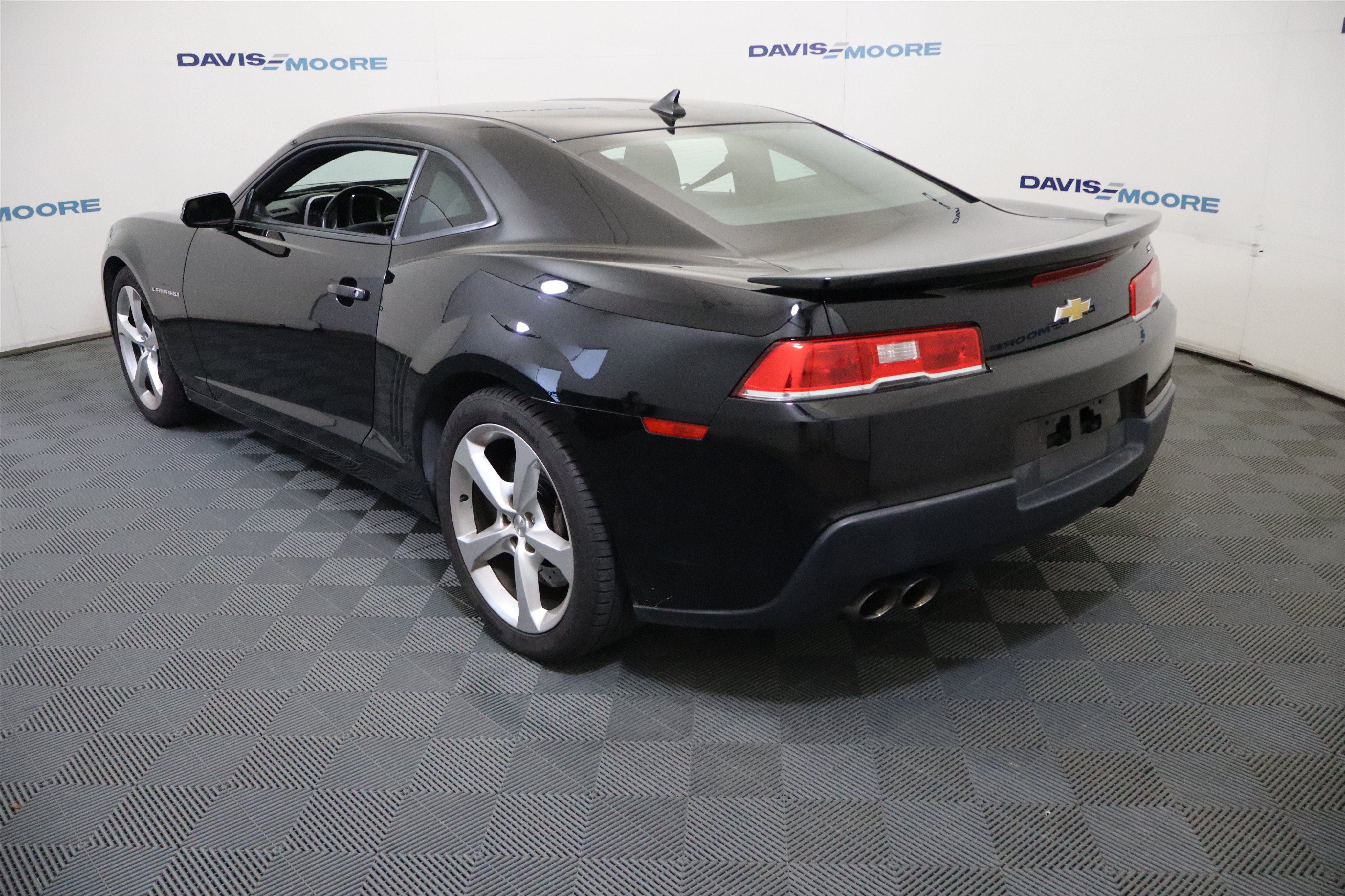 Used 2014 Chevrolet Camaro SS RWD image 10