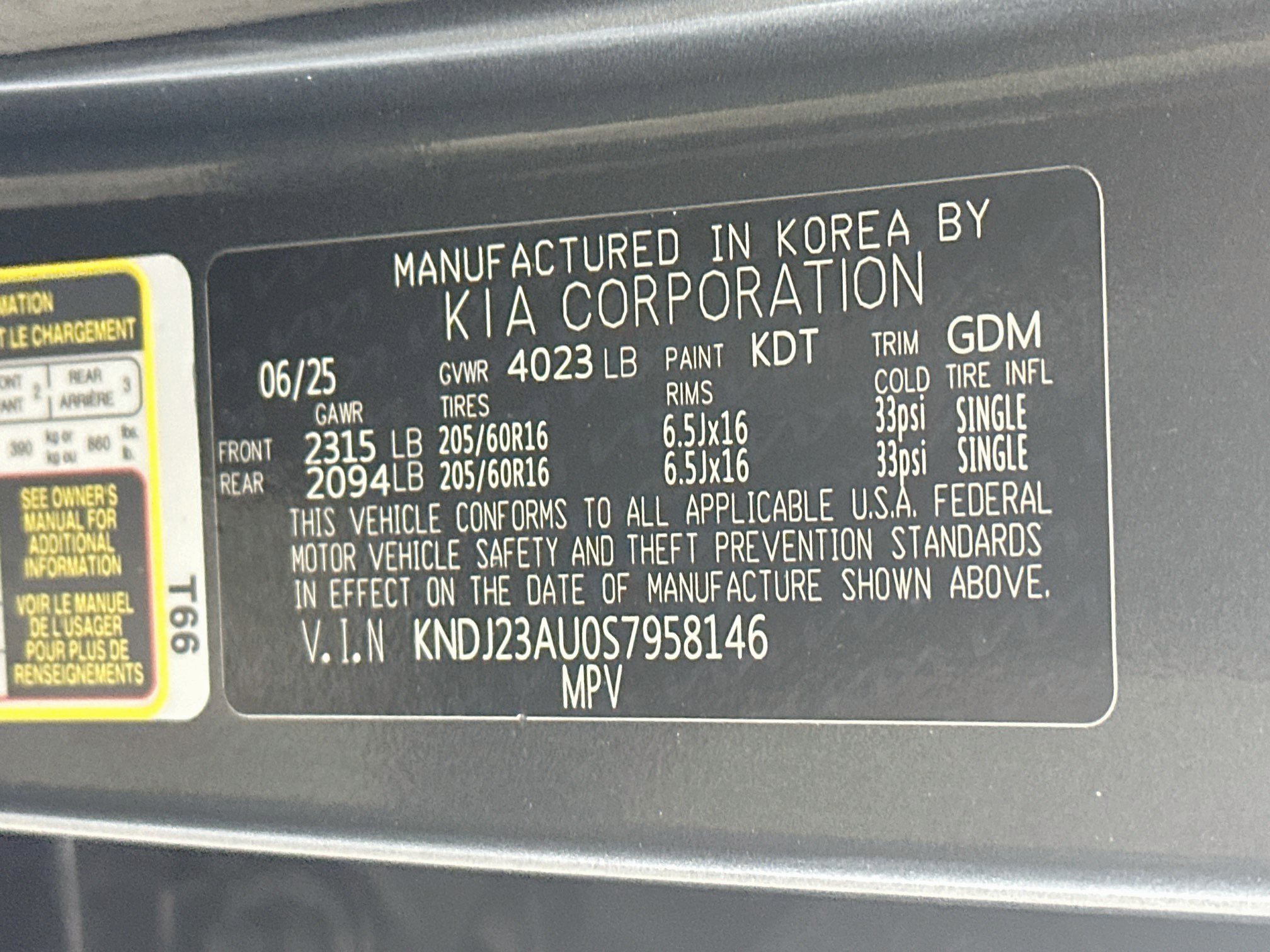 Used 2025 Kia Soul LX w/ LX Technology Package FWD image 12