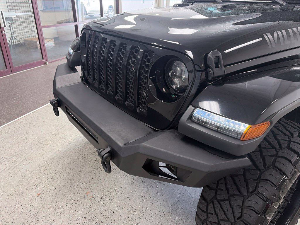 Certified 2023 Jeep Gladiator Sport AWD/4WD image 13