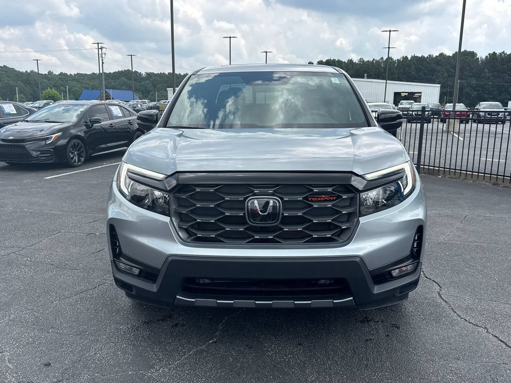 Used 2025 Honda Ridgeline TrailSport image 3