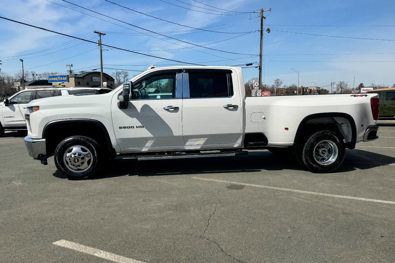 Used 2020 Chevrolet Silverado 3500 LTZ w/ LTZ Plus Package image 7