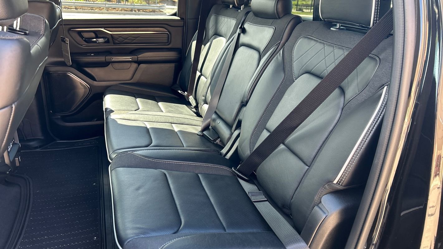 Used 2025 RAM 1500 Limited AWD/4WD image 10