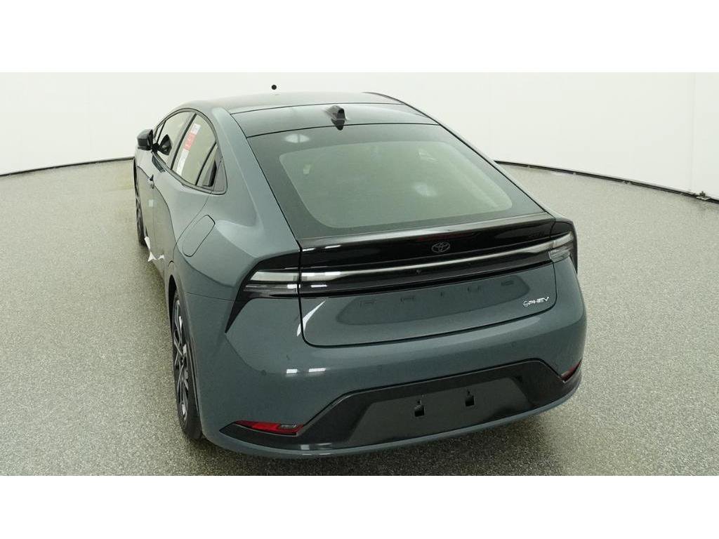 New 2026 Toyota Prius Plug-In Hybrid FWD image 6