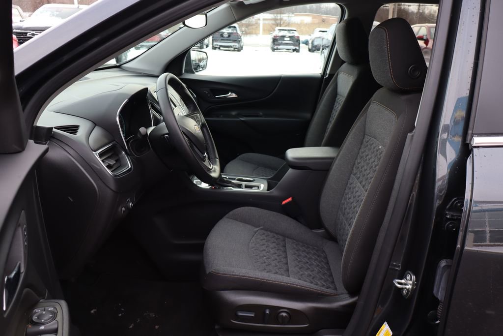 Used 2023 Chevrolet Equinox LT image 10