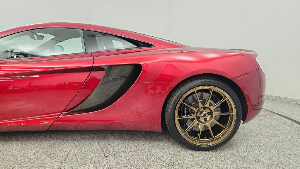 Used 2012 McLaren MP4-12C Coupe RWD image 14