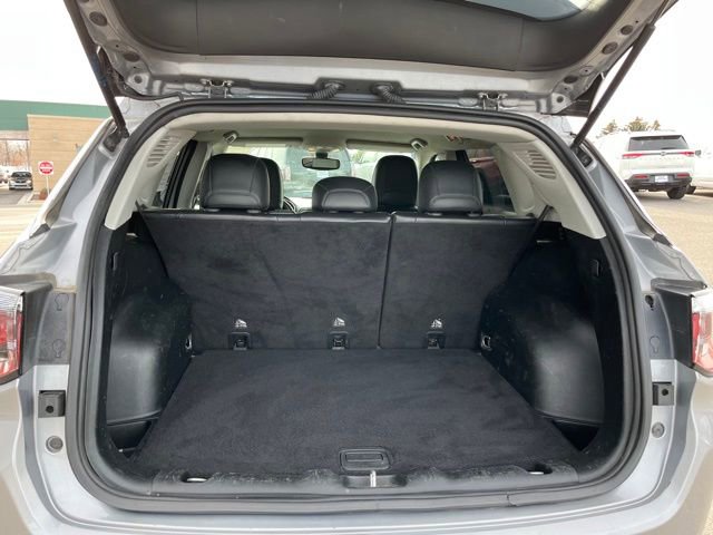 Used 2019 Jeep Compass Limited image 32