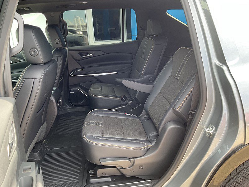New 2026 Chevrolet Traverse High Country AWD/4WD image 14