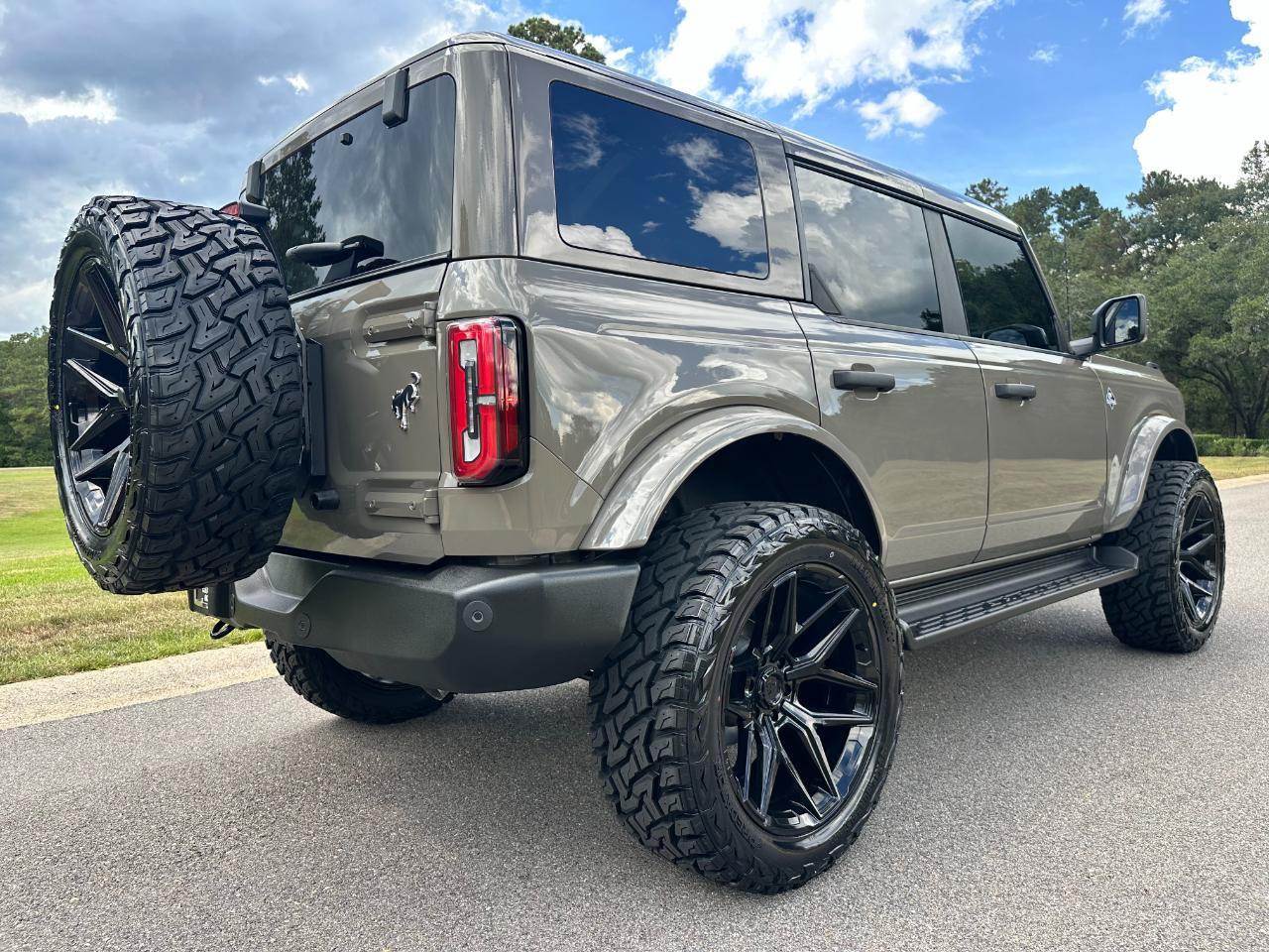 Used 2026 Ford Bronco Outer Banks AWD/4WD image 5