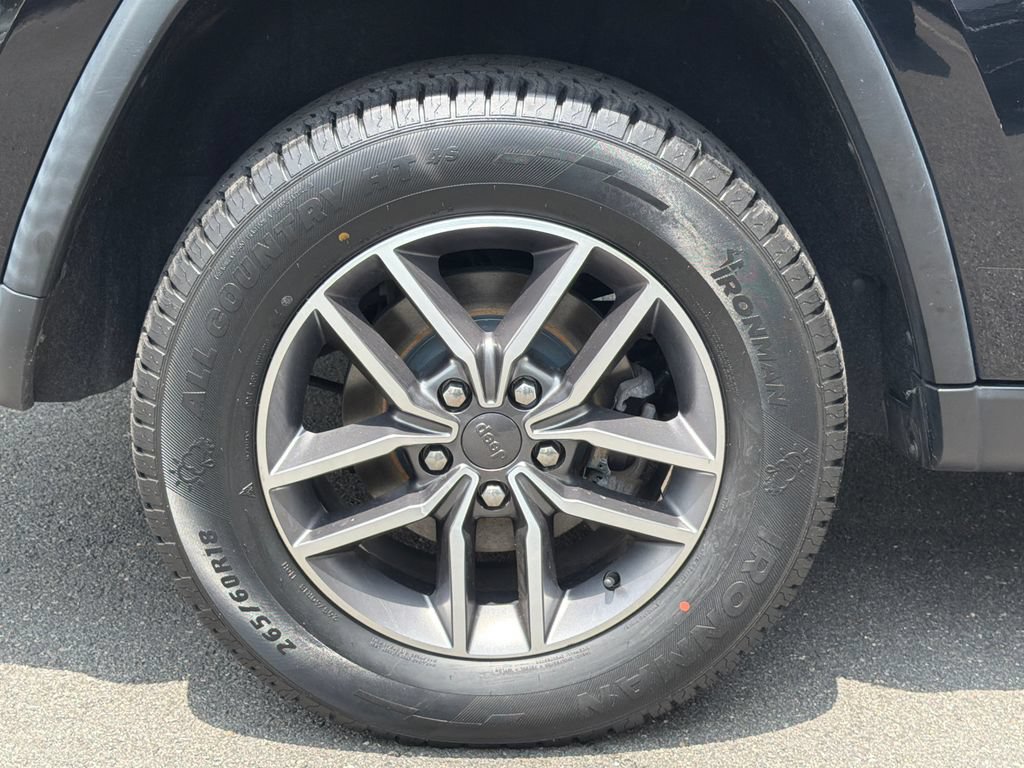 Used 2020 Jeep Grand Cherokee Limited AWD/4WD image 8