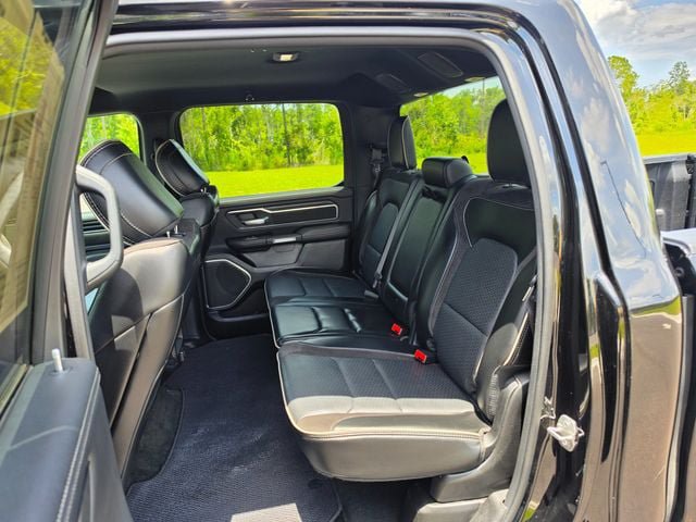 Used 2024 RAM 1500 Laramie AWD/4WD image 8