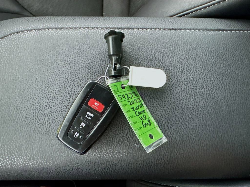 Used 2023 Toyota Camry XSE image 26